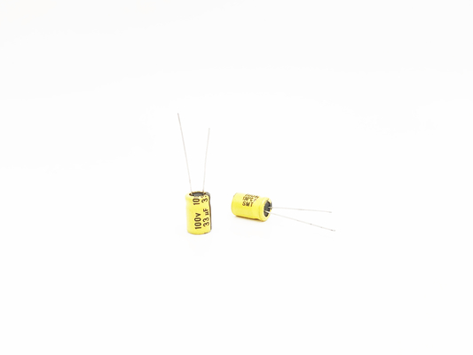 Condensateur à hautes températures électrolytique en aluminium jaune 33UF100V