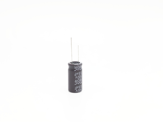 Condensateur actuel de l'ondulation 5.6UF400V élevée 8000 heures de condensateur de la longue durée CFL