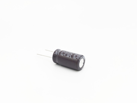 Condensateur actuel de l'ondulation 5.6UF400V élevée 8000 heures de condensateur de la longue durée CFL