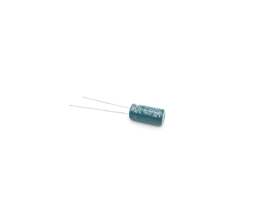 Bas esr condensateur des condensateurs électrolytiques 8X16MM 10UF 200V de RoHS
