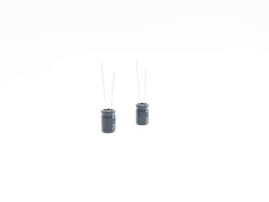 ISO14001 condensateur miniature 47UF 63V 8X12MM Al Electrolytic Capacitor