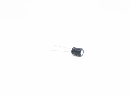 Condensateur miniature 220UF16V 6.3X11mm d'avance radiale