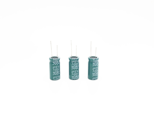 Condensateur électrolytique à courant d'ondulation élevée 8.2UF 400V 13X20mm