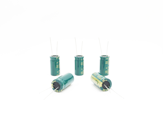 Lumière en aluminium élevée du condensateur électrolytique 1000UF 50V RoHS LED de Voltag