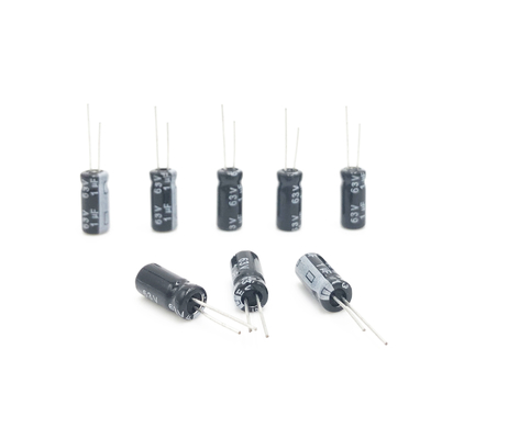 circuits à hautes températures radiaux de condensateur électrolytique de 5x11mm 1UF 63V