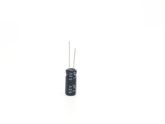 circuits à hautes températures radiaux de condensateur électrolytique de 5x11mm 1UF 63V