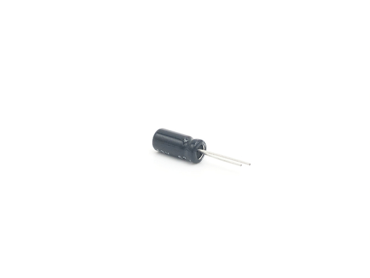 circuits à hautes températures radiaux de condensateur électrolytique de 5x11mm 1UF 63V