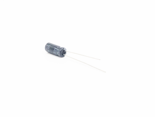 Tolérance radiale du condensateur électrolytique ISO14001 20% de 1UF 25V