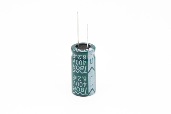 La TW BOR 13x20mm 8,2 condensateur d'uF 400v 8000 heures chargent la vie