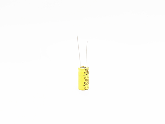 condensateur à hautes températures 6.8uF400V de 10x13mm pour la lumière de LED